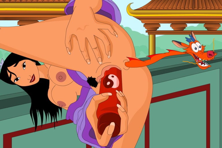 Mulan Double Penetrates Her Holes