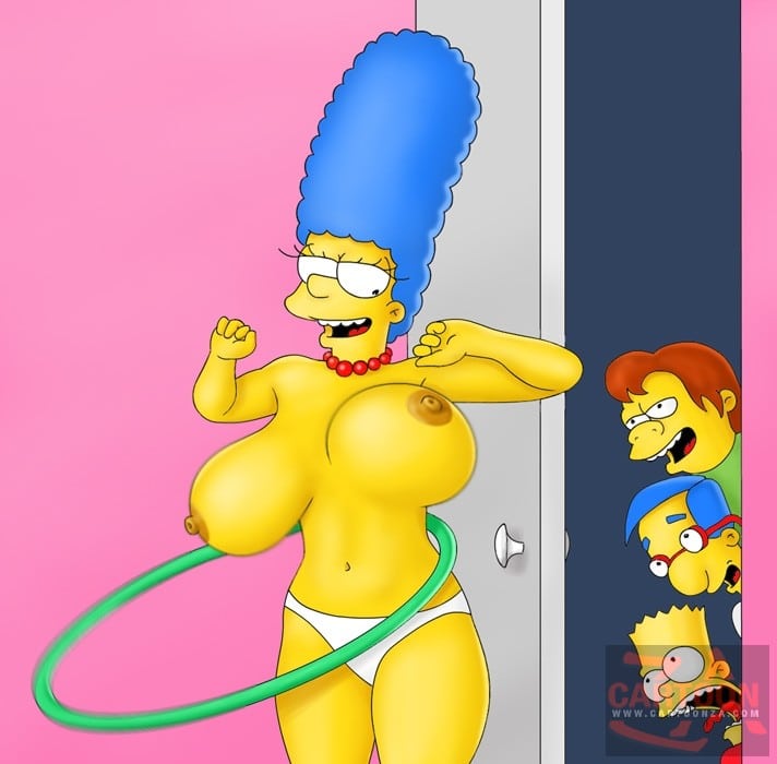 Horny MILF Marge Simpson Works Out Topless