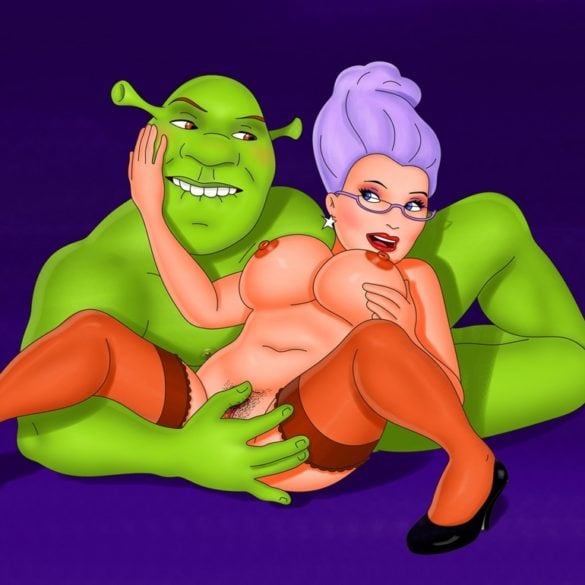 Shrek Lusting After Fairy Godmother's Mature Pussy